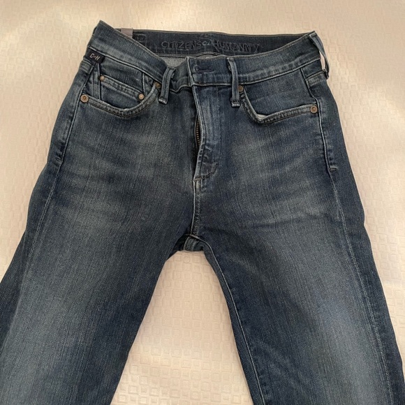 Variety of designer jeans barely worn - citizen, j brand, Paige, etc - Picture 12 of 16